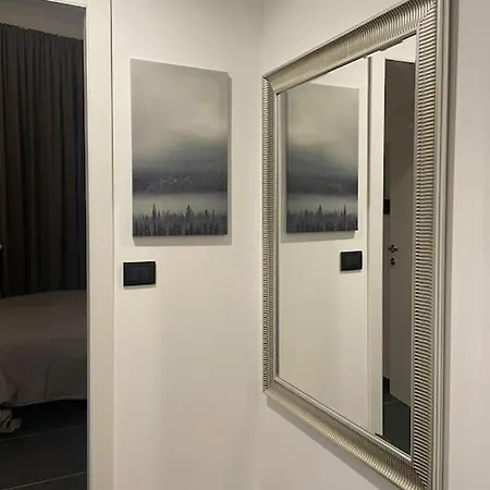 Appartement King's Apt - Confirenthouse *